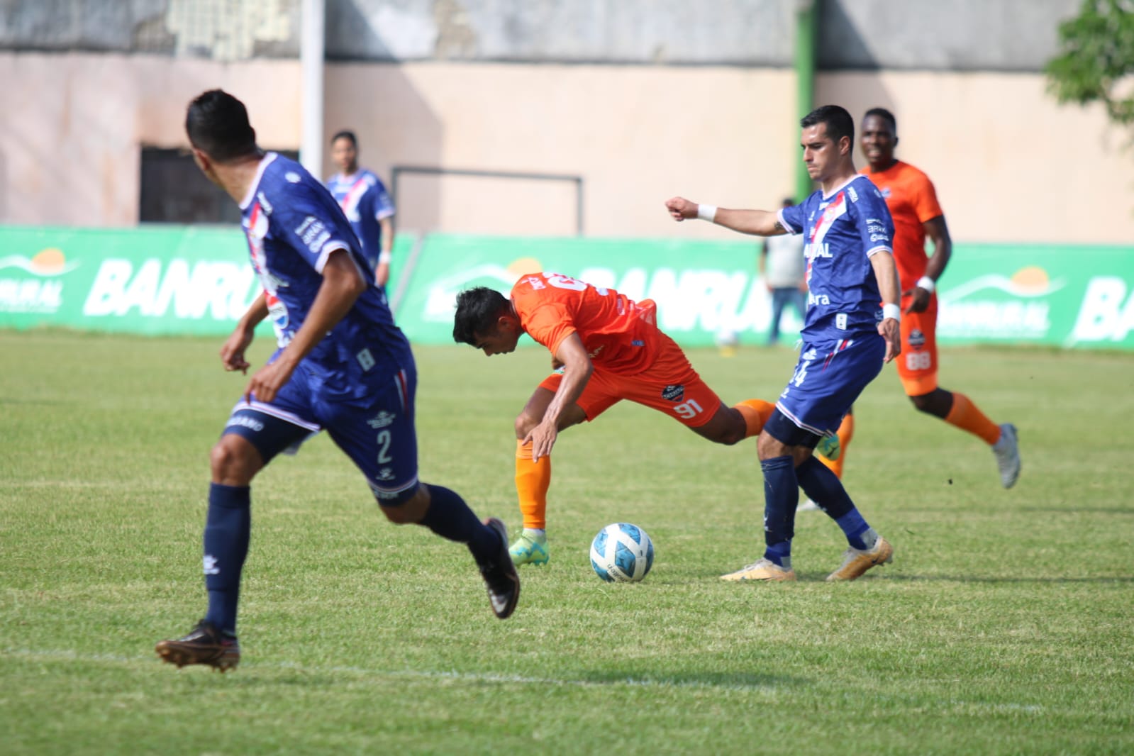 Xelajú y Achuapa también se olvidan de los goles