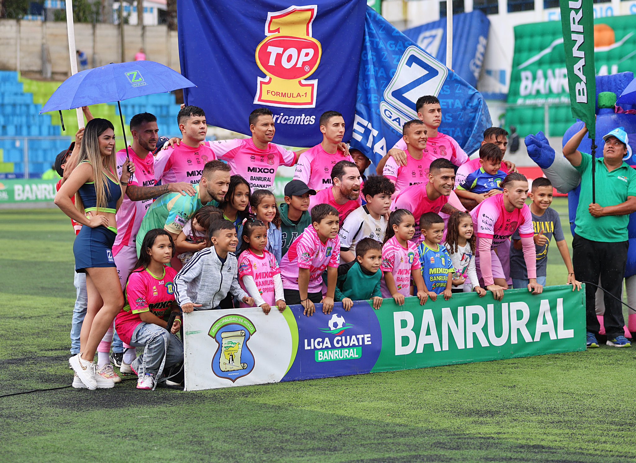 Mixco derrota a Comunicaciones en el estadio Santo Domingo