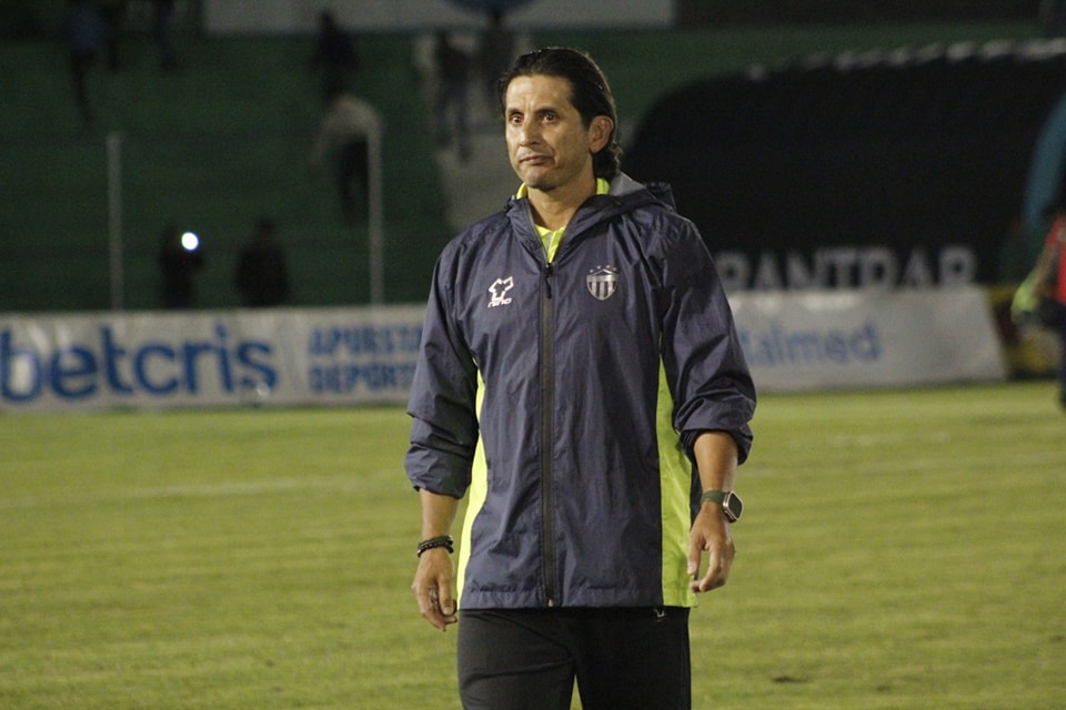 Ronald González el elegido por Comunicaciones