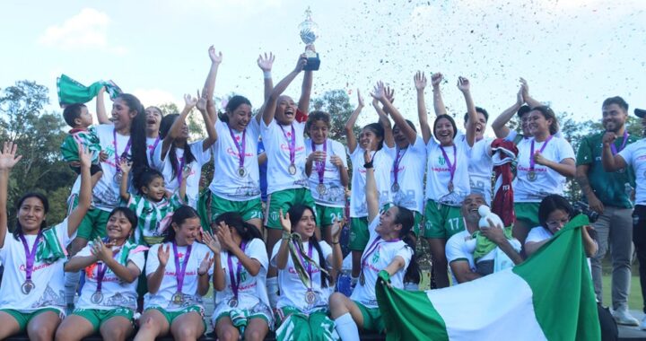 Antigua Femenino en campeón en la liga de ascenso