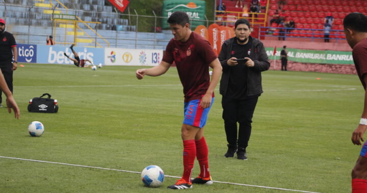 Chema Rosales es nuevo jugador de Antigua