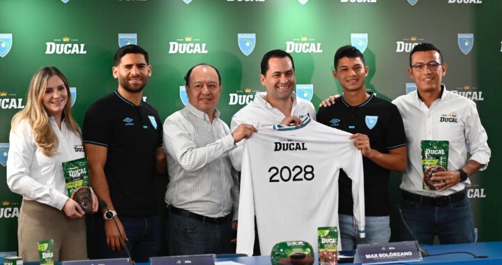 Ducal y Fedefut acuerdan alianza hasta 2028