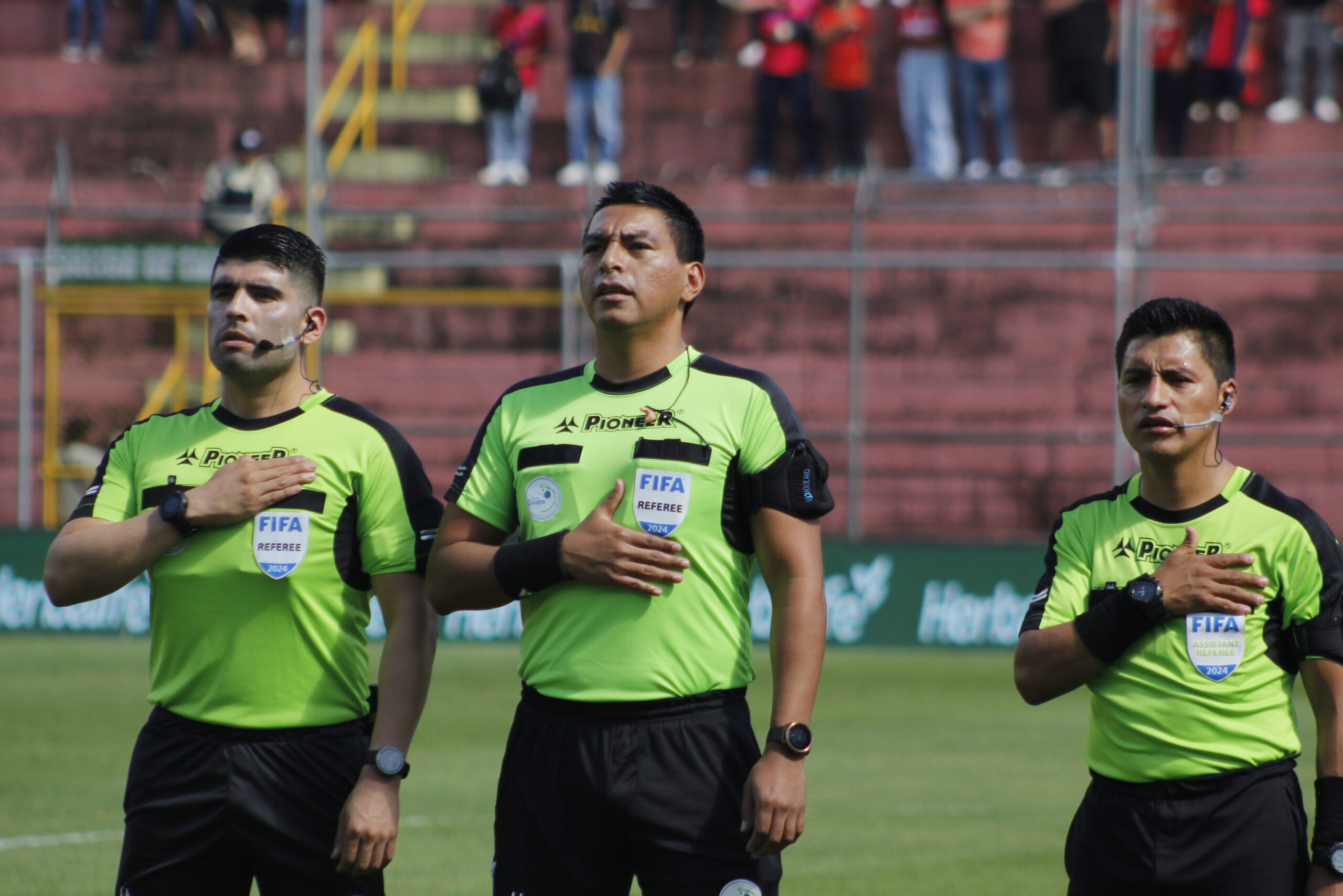 Clausura 2025: los árbitros para la jornada 1 Bryan López