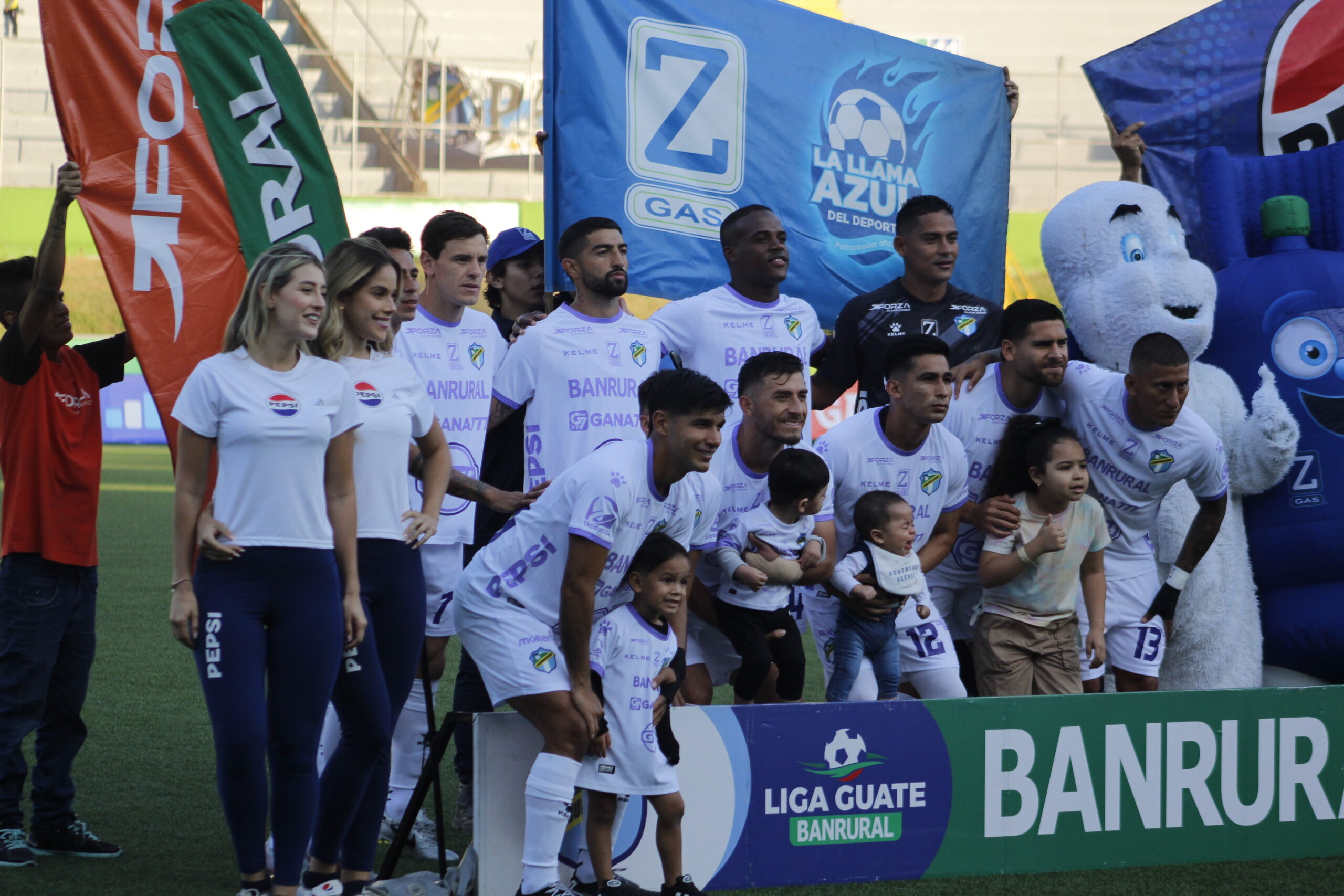 Comunicaciones vence 2-1 a Mixco en la fecha 1