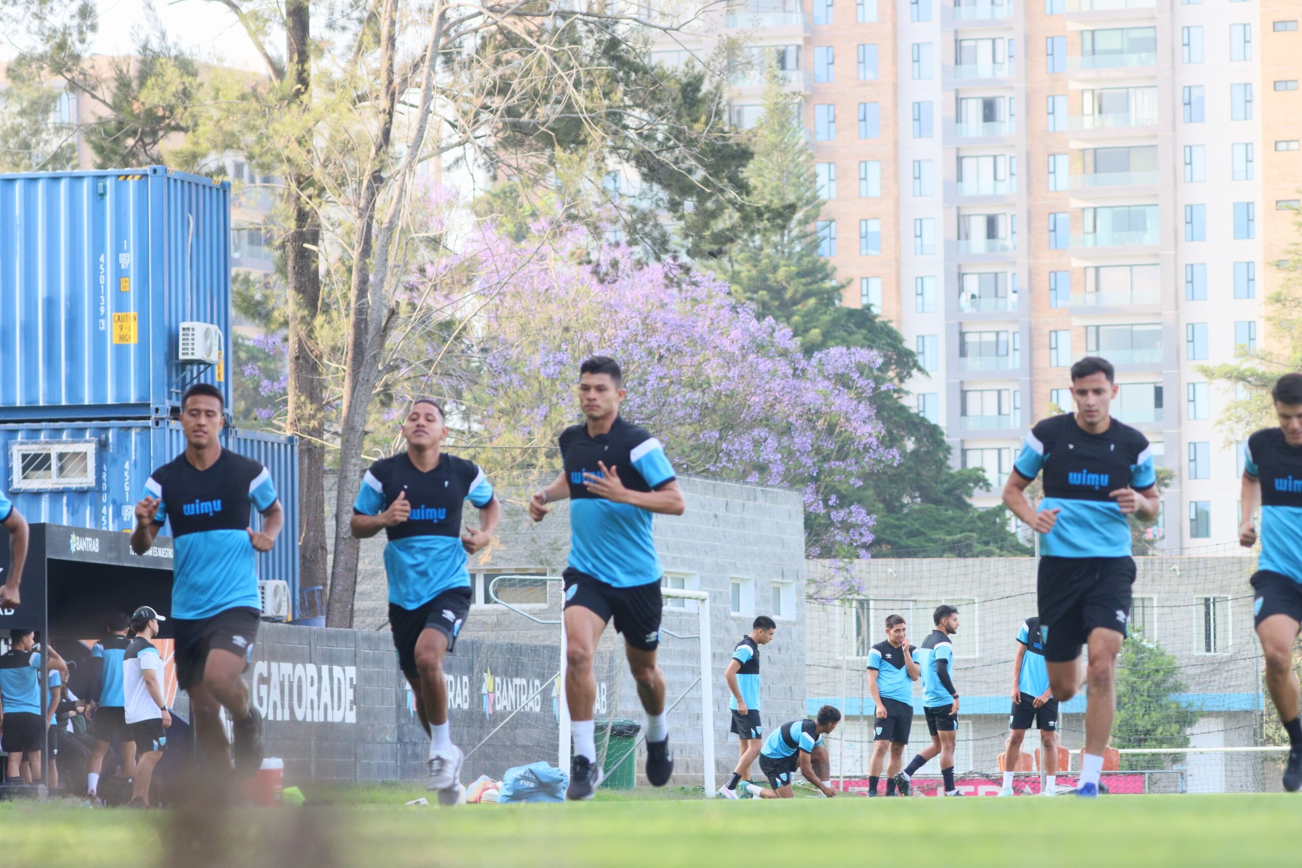 Selección de Guatemala se activa pensando en Honduras