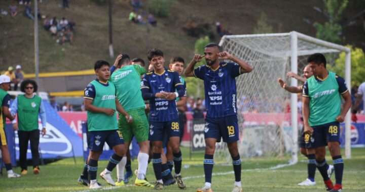Cobán avanzó a las semifinales