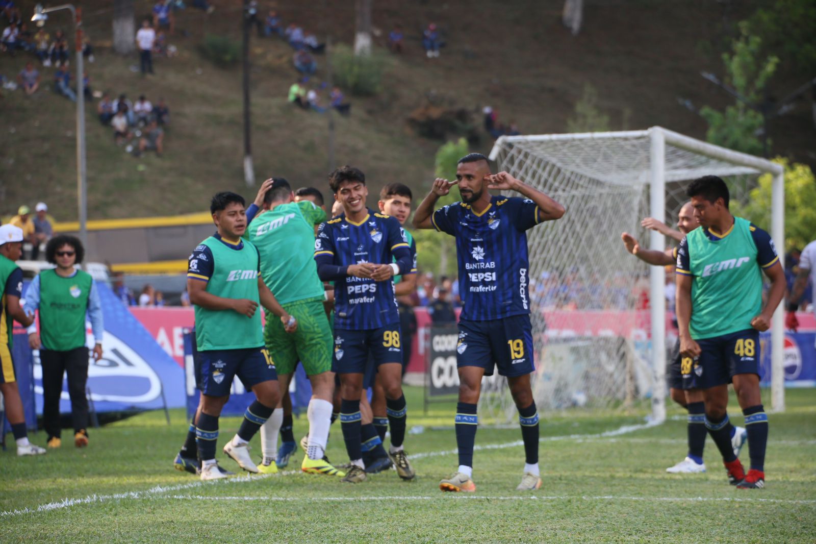 Cobán avanzó a las semifinales