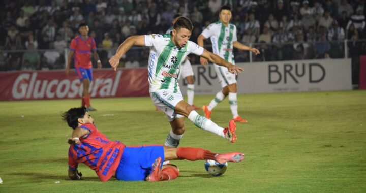 Antigua y Municipal sin goles en la final de ida