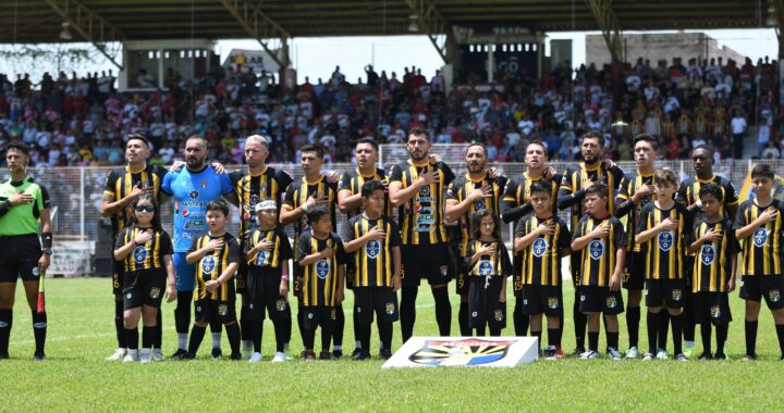 Aurora se coronó campeón de la Primera División